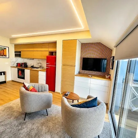 Lover's Nest With Jacuzzi Brand New Apartman Limassol